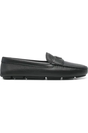 Prada Loafers i læder med trekantet logo