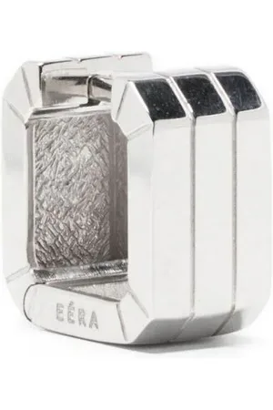 Eera Huggie-øreringe i 18 karat hvidguld