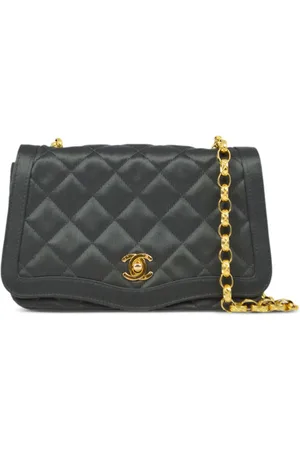 CHANEL Diamant-quiltet skuldertaske med CC-drejelås fra 1990