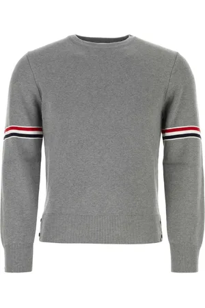 Thom Browne Lysegrå bomuldstrøje med rund hals, Milano-sting og stribet armbånd