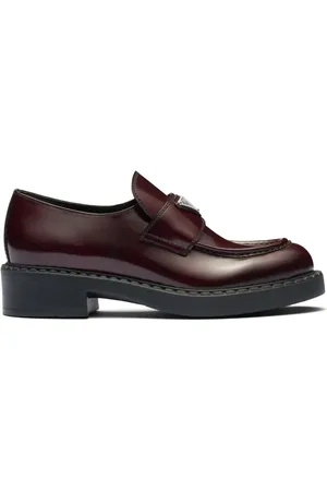 Prada Chocolate loafers i børstet læder
