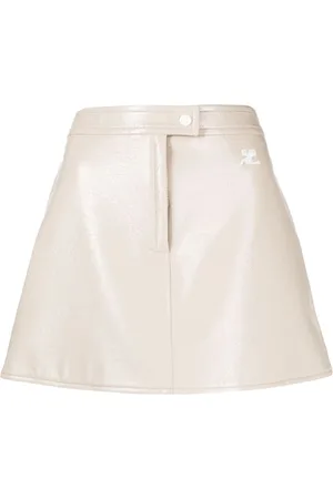 Courrèges Plisseret nederdel med logoapplikation