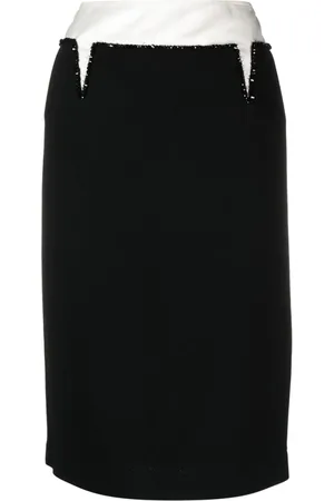 Nº21 Pencil-nederdel med krystaludsmykninger