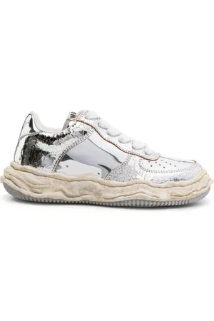 Maison Mihara Yasuhiro Wayne sneakers med metallisk effekt