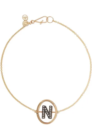 ANNOUSHKA Armbånd i 18 karat guld med N-initial i diamant