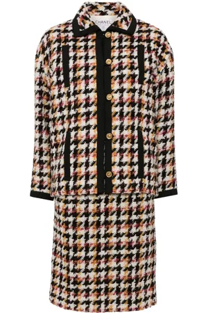 CHANEL 2001 tweed-sæt med nederdel