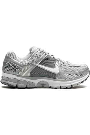 Nike Zoom Vomero 5 sneakers