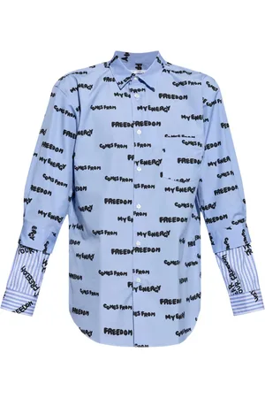Comme des Garçons Skjorte med slogantryk