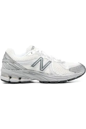 New Balance 860V2 sneakers