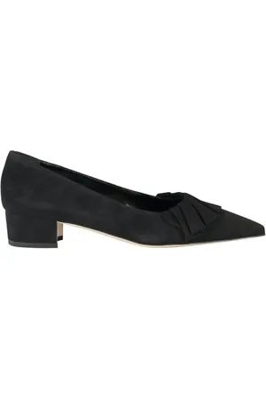 Manolo Blahnik 30 mm Newton pumps