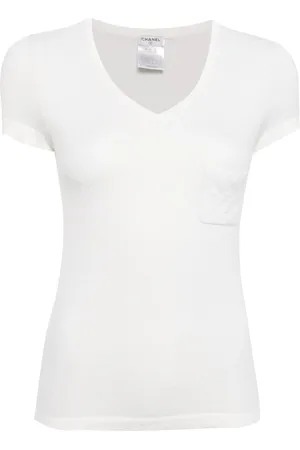 CHANEL T-shirt med broderet logo med V-hals fra 2006