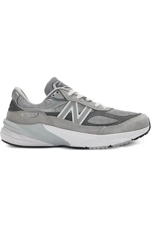 On Running 990 V6 sneakers