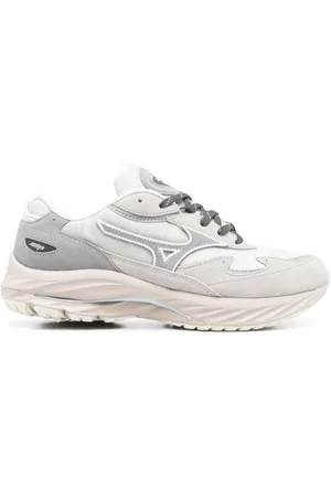 Mizuno Wave Rider sneakers