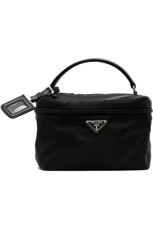 Prada Toilettaske med trekantet logo