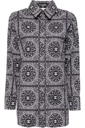 CHANEL Skjorte med tryk fra 2010-2020