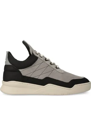 Filling pieces Sneakers med logobroderi