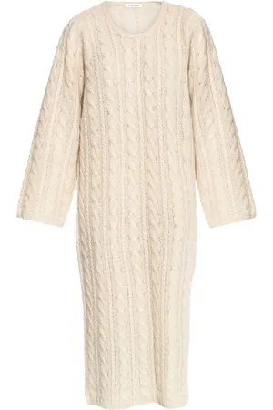 By Malene Birger Mellemlang kjole i kabelstrik