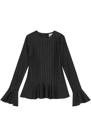 Ganni Nålestribet peplum-bluse