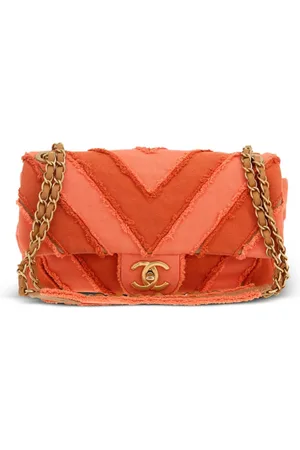 CHANEL Chevron-mønstret Flap skuldertaske fra 2017