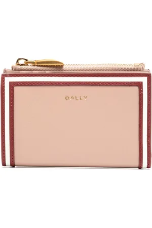 Bally Code pung
