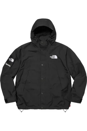 Supreme X The North Face Mountain jakke