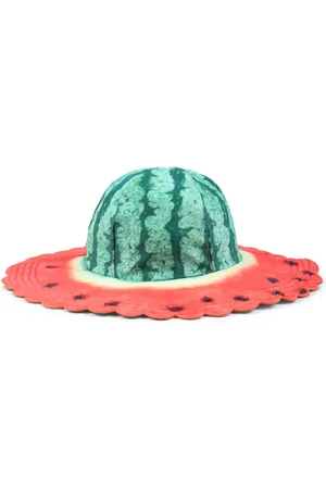 Molo Nuka hat