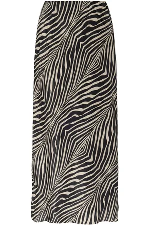 By Malene Birger Lang Boshan-nederdel