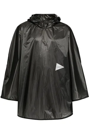 and wander Sil poncho