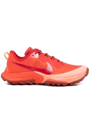 Nike Air Zoom Terra Kiger 7 sneakers