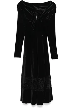 NISSA Kjole i velour med off-shoulder-snit