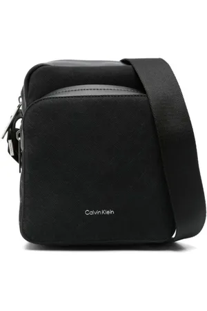 Calvin Klein Skuldertaske med logotryk