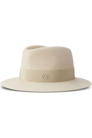 Le Mont St Michel Andre hat