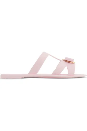 Salvatore Ferragamo New Vara sandaler
