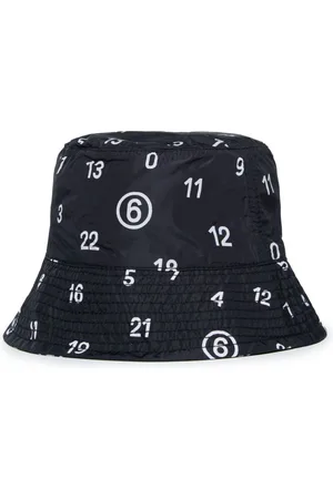 Maison Margiela Bøllehat med nummermotiv