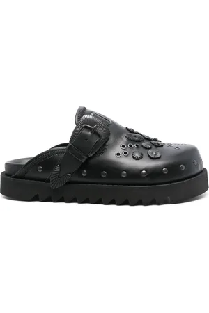 TOGA VIRILIS Sandaler med nitter