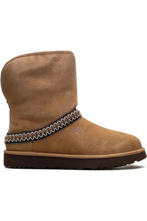 UGG Klassiske Short Crescent Chestnut støvler