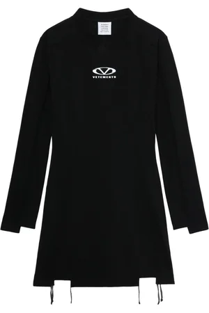 Vetements Kort kjole med logotryk