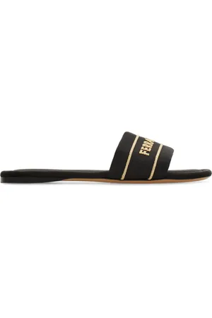 Salvatore Ferragamo Sandaler med logo