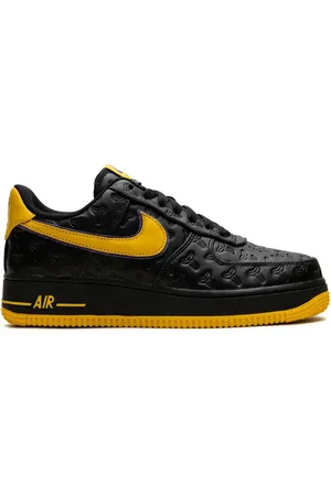 Nike X Kobe Bryant Air Force 1 Low "Lakers Away - Black/Varsity Maize/Varsity Purple" sneakers