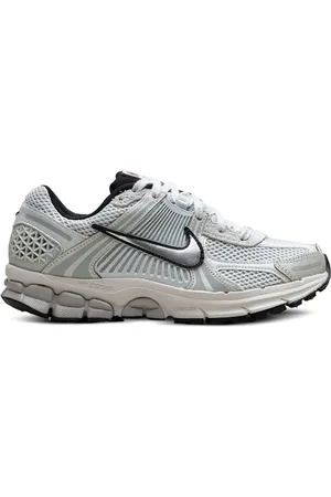 Nike Zoom Vomero 5 "Light Silver/Chrome" sneakers