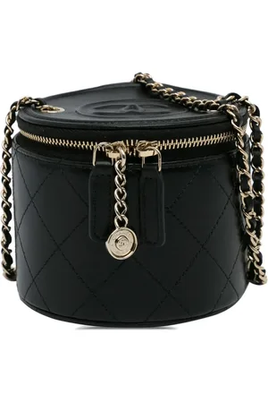 CHANEL Diamant-quiltet CC toilettaske fra 2021