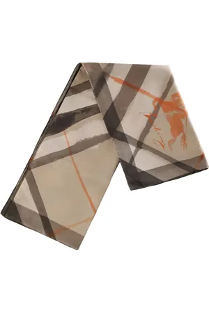 Burberry Vintage Check scarf