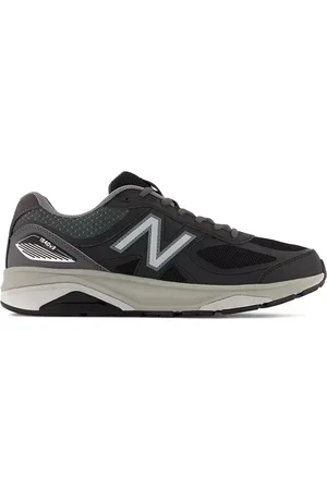 New Balance 1540v3 "Black/White" sneakers