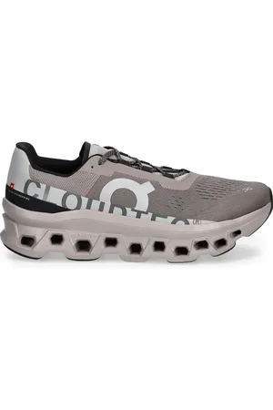 On Running Cloudmonster sneakers