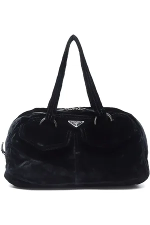 Prada Skuldertaske i velour med trekantet logo fra 00