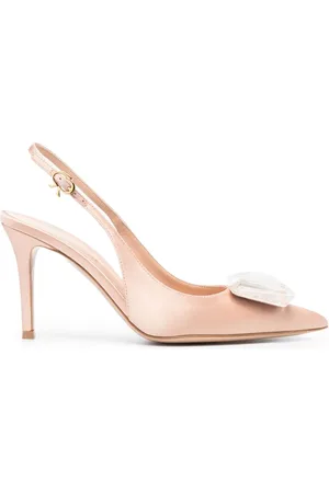 Gianvito Rossi Stilletter i satin med krystal