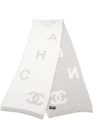 CHANEL Intarsiastrikket tørklæde med logo fra 1986-1988