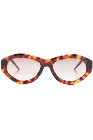 Casablanca Cat-eye-solbriller med monogramplade