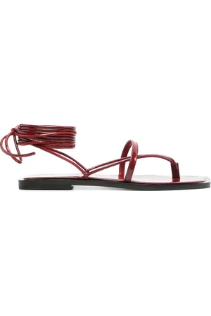 Serafini Flade lakerede sandaler