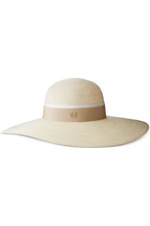 Le Mont St Michel Blanche hat